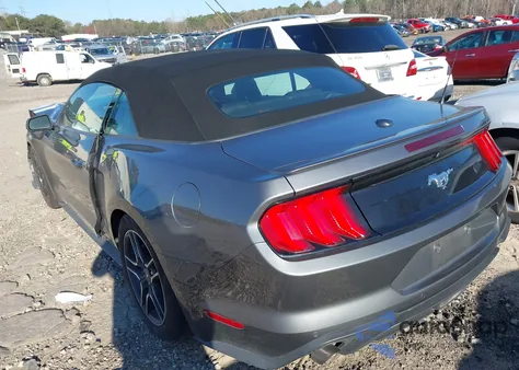 2021 Ford Mustang Ecoboost Premium z USA, uszkodzony, nr VIN 1FATP8UH3M5105279